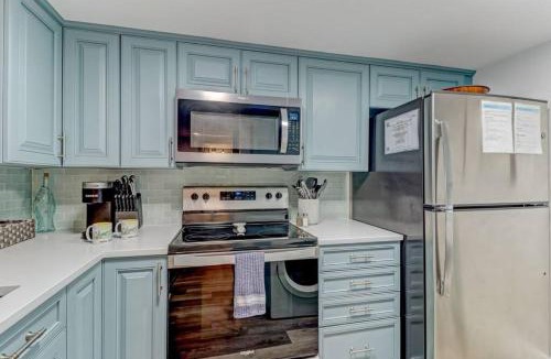 Amelia City House | Amelia Surf and Racquet Club Condo - Oceanfront - Pools - Tennis Courts - Sleeps 4