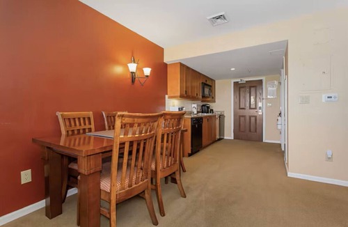 Vernon Condo | Appalachian Hotel: LARGE 1 BEDROOM @ Mountain Creek, Pool, hot tub, ski, retreat