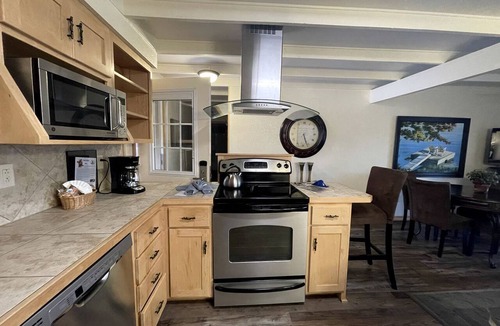 Mount Ida Cottage | Arkansas Rest and Relaxation In Nature in this Lake Ouachita Rental