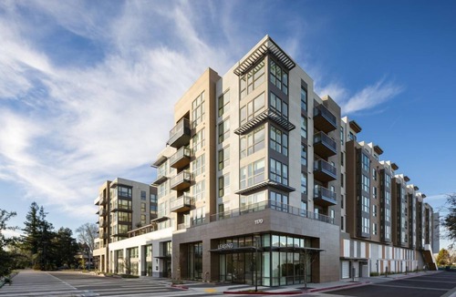 Mountain View Condo | Avelle 2BR Comfort | Outdoor Pool and Hot Tub
