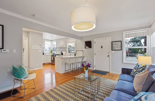East End House | Bay Area Charming 1938 Art Deco Duplex