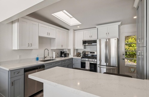 Point Richmond House | Bay Breeze Main | Bay Front, Private, Quiet