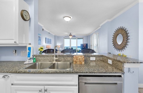 Navarre Beach Condo | Beach Colony East 2D- 3BD Gulf Front w/Beach Chair Service & Onsite Mgmt