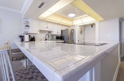 Holiday Isle Condo | Beachfront Condo in the heart of Destin!