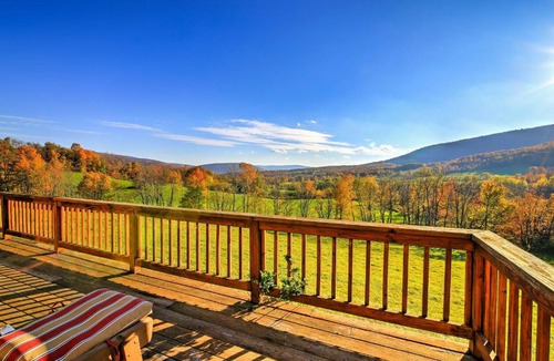 Fleischmanns House | 'Bearpen Lodge' on 125 Acres - Near Belleayre Mtn!