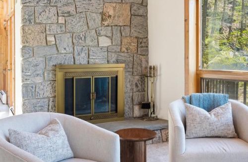 Garrison Ski Chalet | Beautiful A Frame Chalet with Grand Piano close to West Point Chalet Baby Friendly