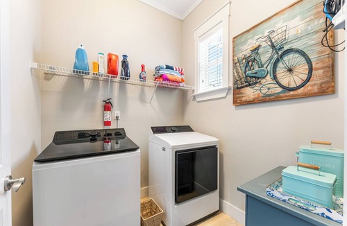 Waterside Village House | Beautiful cottage w/dock on canal-100 yds to the white sands of Mexico Beach