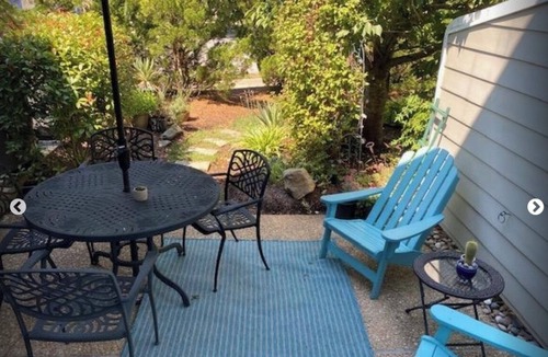 Rehoboth Beach House | Beautiful downtown Rehoboth Beach townhouse - 3 blocks to the beach/boardwalk.