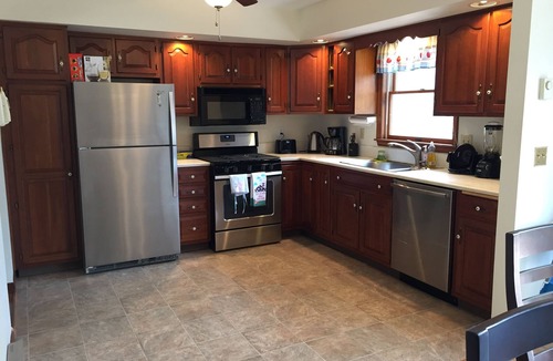Pocono Summit House | Beautiful Lakefront w Hot Tub, Sauna, Boats, Beach, Pool Table, 5min to Kalahari
