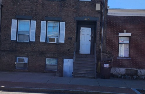Seward Place Apartment | Beautiful one bedroom apartment located in the most peaceful area of Schenectady
