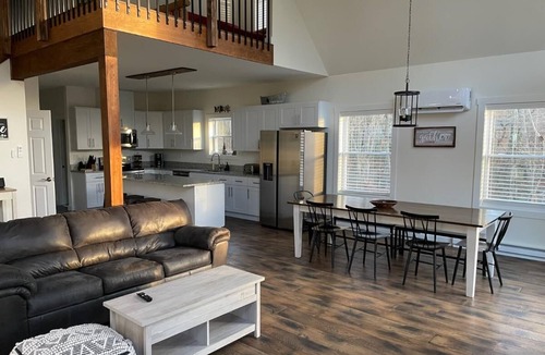 Jim Thorpe Ski Chalet | Beautiful Open Layout w/Huge Game Room, Hot Tub, EV Charger, and Pet Friendly.