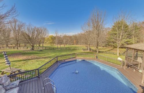 Fort Edward House | Beautiful & Unique Farmhouse 15 Mi to Saratoga