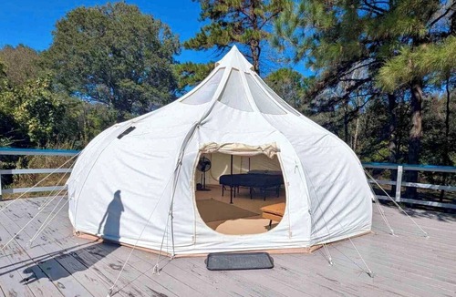 Mc Caskill RV Rental | Bell Tent Glamping in Crater of Diamonds, Arkansas