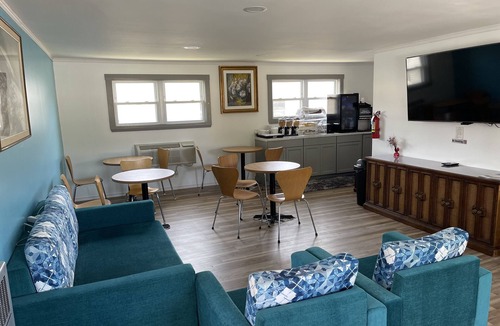 Skowhegan Hotel | Belmont Motel