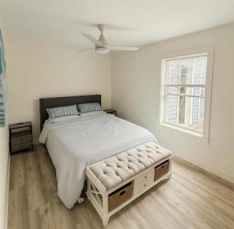 Belfast House | Belmont Pond B