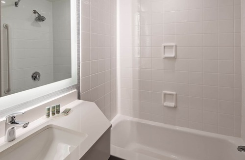Paramus Hotel | Best Western Paramus Hotel & Suites