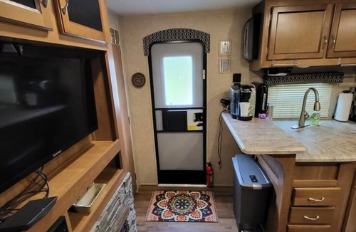 Marion House | BLISSFUL CAMPING is a charming 1-bedroom 24' RV in Chambersburg, Pa.