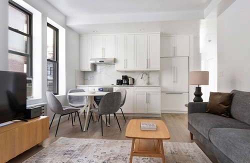 Bloomingdale Apartment | Blueground | Bloomingdale, fitness center, nr Riverside Park