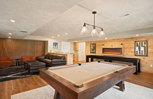 Campton House | Brand New Luxury Riverfront Hotel — 11 Acres, 700' River Frontage, Sleeps 18