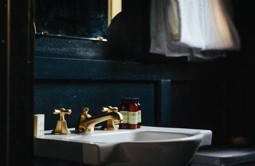 Saratoga Springs Hotel | Brentwood Hotel