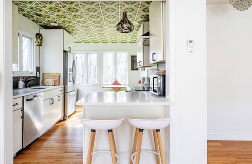 Cragsmoor House | Bright Contemporary Near The Best Hiking Trails