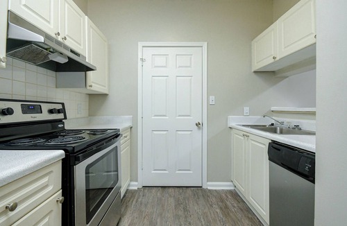 Ridgedale Park Apartment | Brookhaven Station -1BD 1BA Corporate Apartment