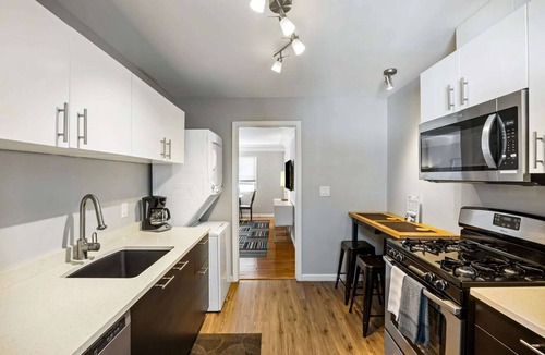 Brookwood Apartment | Brookwood Courtyard by BCA Furnished Apartments Bcc2b 07 G
