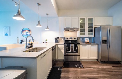 North Buckhead Apartment | Buckhead Serenity Skyline Retreat