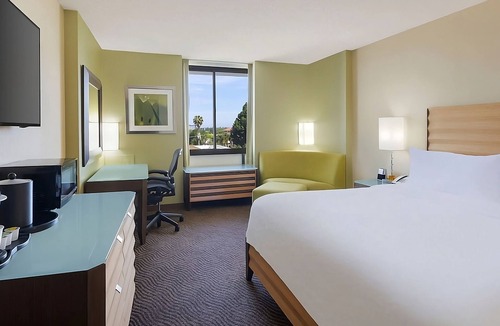 San Jose Hotel | Budget-Friendly Stay! Outdoor Fireplace, Near Rosemary Gardens Park