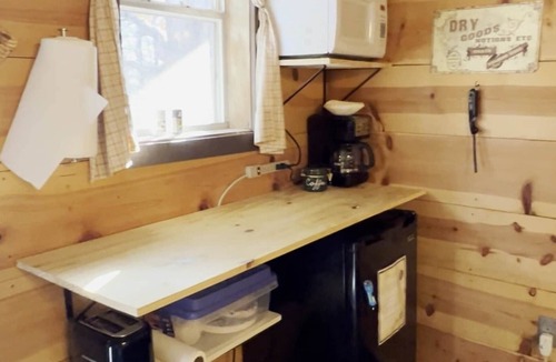 Bruno House | Buffalo Camp 2 - Couples Cabin MINUTES to BufPt or Dillards