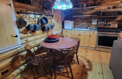 Madison Cabin | Cabin,30 acres, privacy, Fire pit, picnic table, BBQ, trails & close to town.