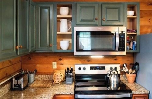 Benton Cabin | Cabin in the Woods - Near Ricketts Glen - With Many Modern Amenities