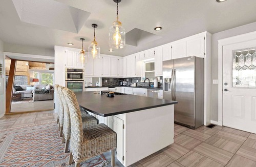 Rogers House | Camel Rock-ON Beaver Lake-Sweeping Views-Sleeps 14