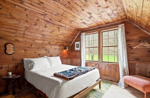 Town of Broome Cabin | Catskills Cabin by River with Fire Pit
