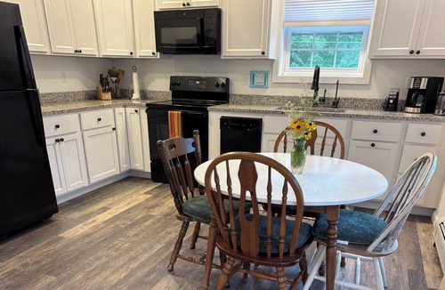 Town Hill House | Charming 3-bedroom house in fantastic Bar Harbor w/AC, art, private studio