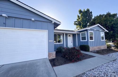 Ponderosa Park House | Charming 3-bedroom house with AC in sunny Sunnyvale