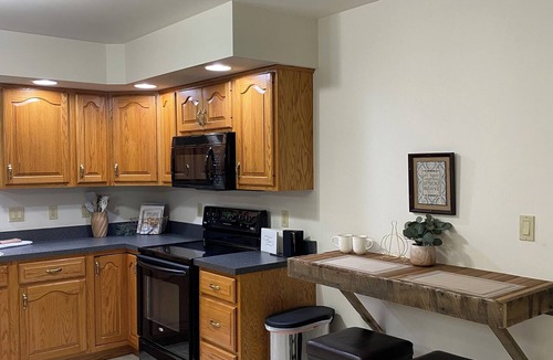 Howard House | Charming 3-bedroom house in gorgeous Howard with AC and fitness room