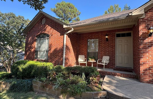 River Mountain House | Charming 3-bedroom house in lovely Little Rock, Arkansas