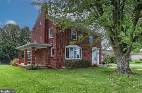Palmyra House | Charming 4-bedroom house - 30+ day rental