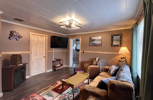 Jackman House | Charming 5-bedroom house in Jackman/Moose River perfect for families, groups.