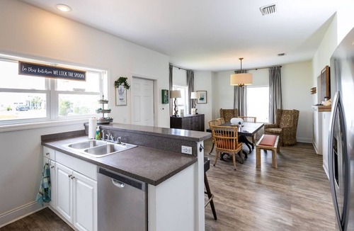 Mexico Beach House | Charming Beachside Home - Quaint Enclave - Community Pool - Golf Cart Available