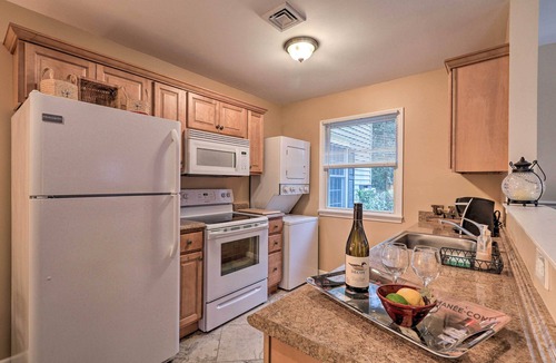 Newtown Apartment | Charming Bucks County Retreat ~ 4 Mi to Downtown!