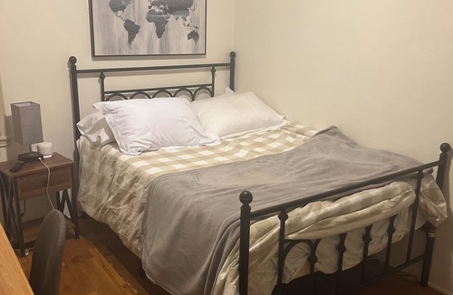 Heritage District House | Charming building in Sunnyvale with WiFi and AC. Walk to Restaurants, Whole Food