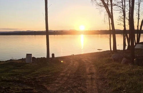 Northville Cottage | Charming cottage on the Great Sacandaga Lake, perfect for a relaxing getaway