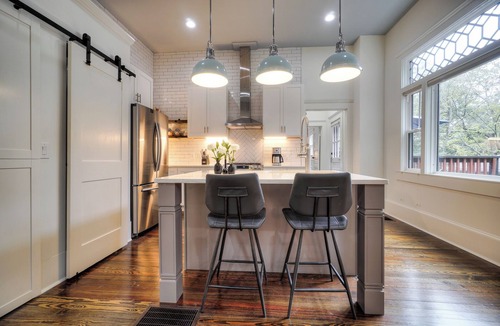 Inman Park Apartment | Charming Historic One-Bedroom in Atlanta's Inman Park-Perfect for Professionals