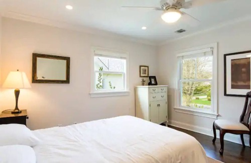 Village of Southampton Villa | Charming Southampton Villa-ge Minutes to the Beach