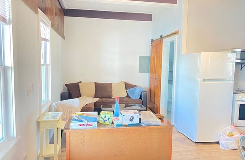 Constantia Apartment | Charming studio with AC on Oneida Lake. Great Fishing, Slip Included.