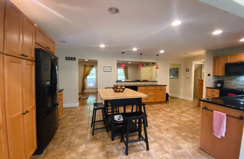 Barto House | Cheerful 3 bedroom country home with a pool