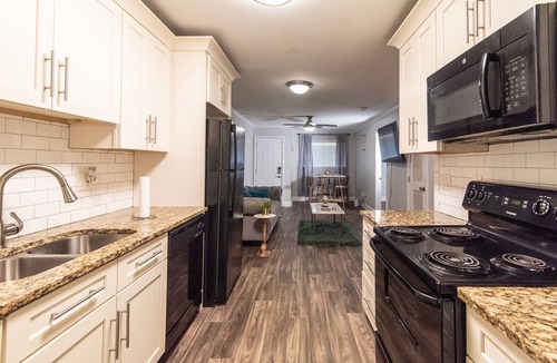 Eagan Park House | Cheerful 4 bedroom Home near Dwtn ATL