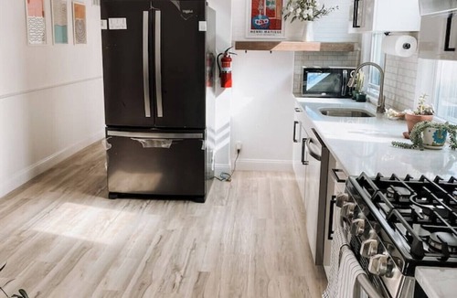 Harrison House | Chic 2BR Retreat 23min to NYC + Private Garden